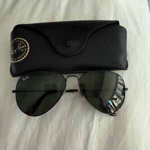 Ray-Ban Aviator Sunglasses